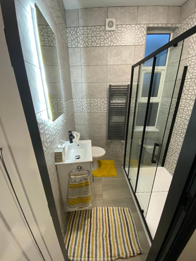 Swanky Apartments Birmingham Bagian luar foto