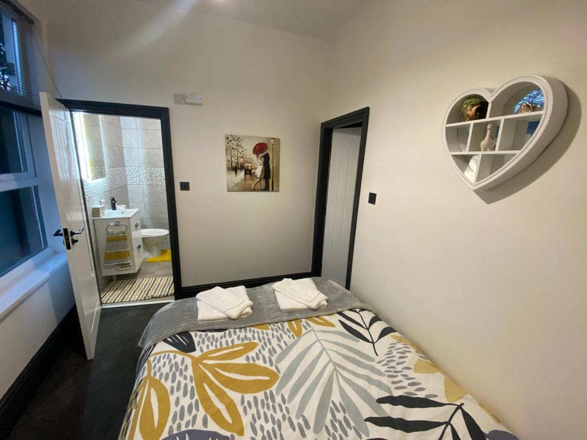 Swanky Apartments Birmingham Bagian luar foto