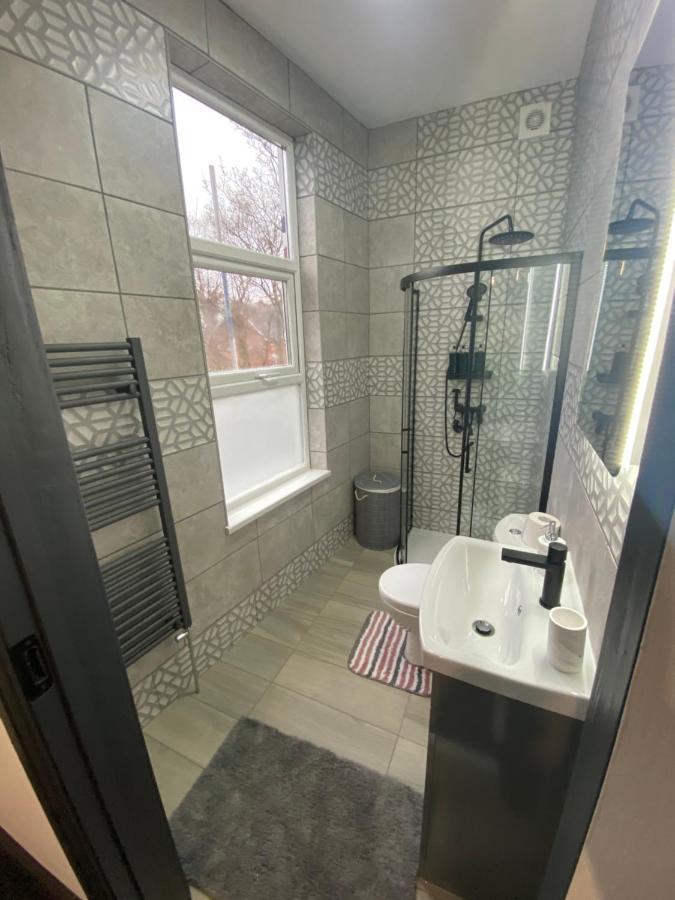 Swanky Apartments Birmingham Bagian luar foto