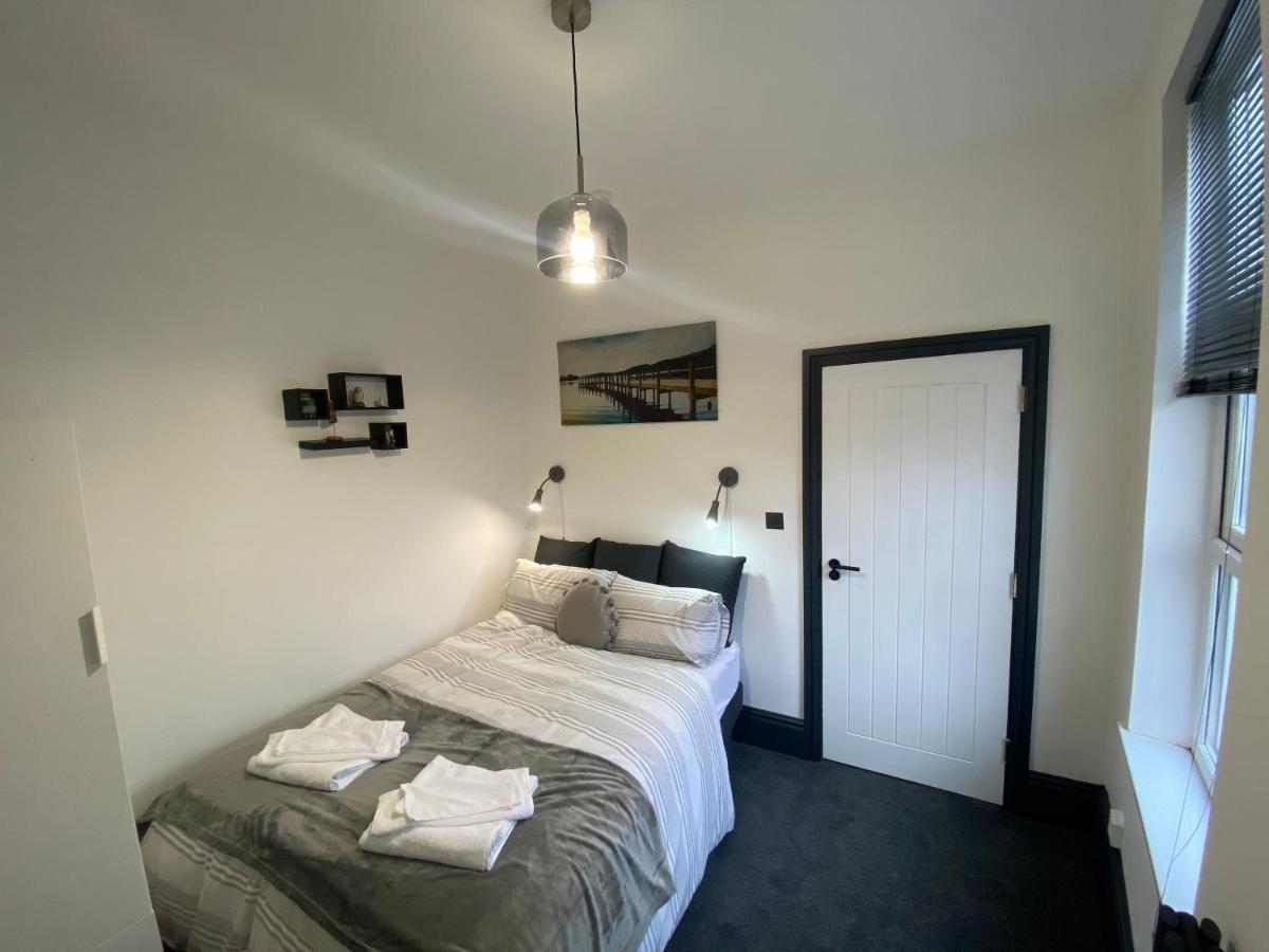Swanky Apartments Birmingham Bagian luar foto